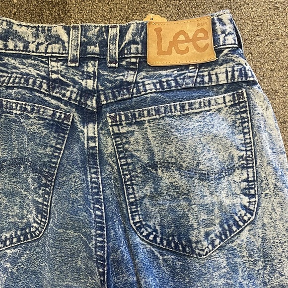 Vintage Lee Acid Wash Mom Jeans - Picture 4 of 6